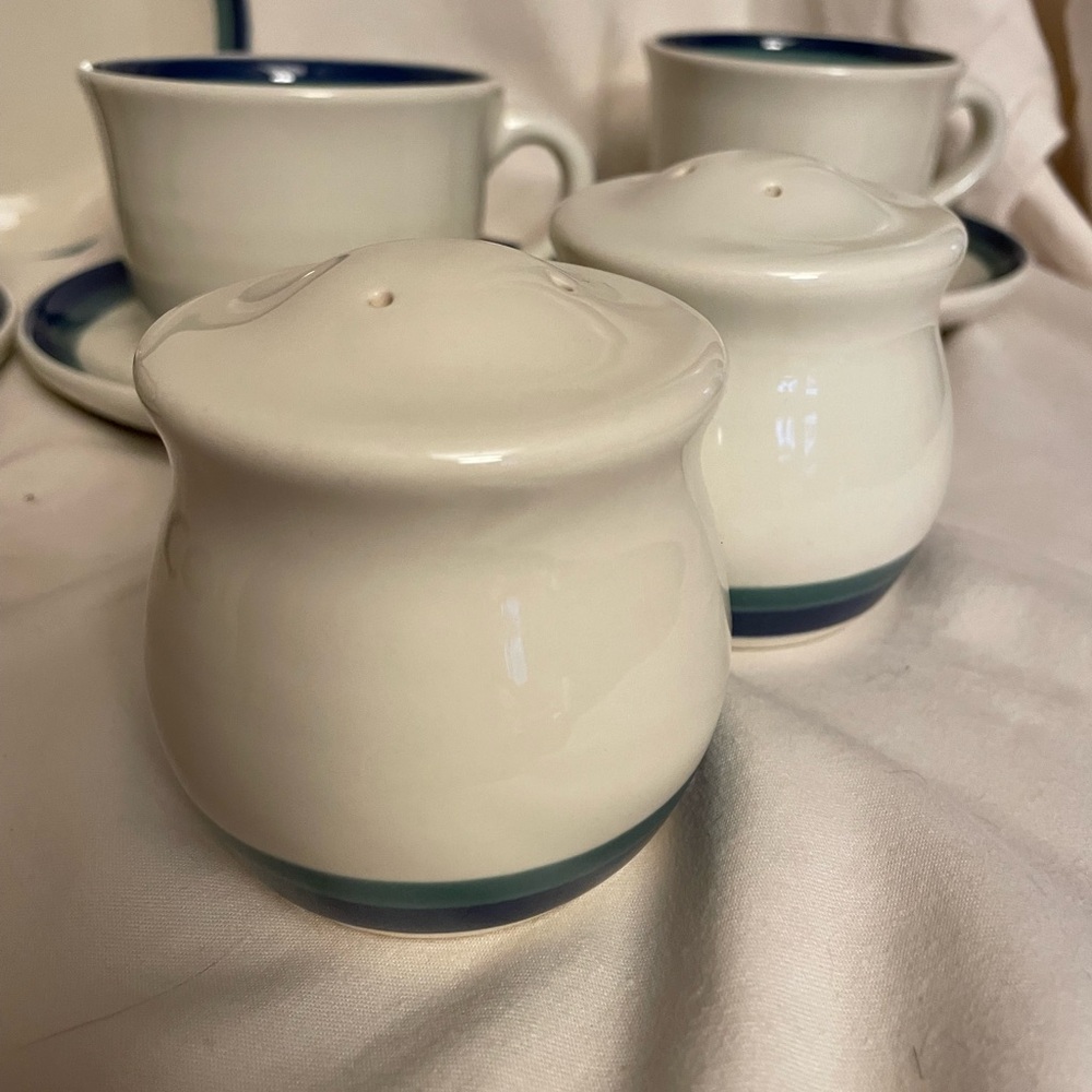 Pfaltzgraff Northwinds Assortment : Cups/Saucers, Salad Plates, Salt & Pepper - Picture 3 of 4